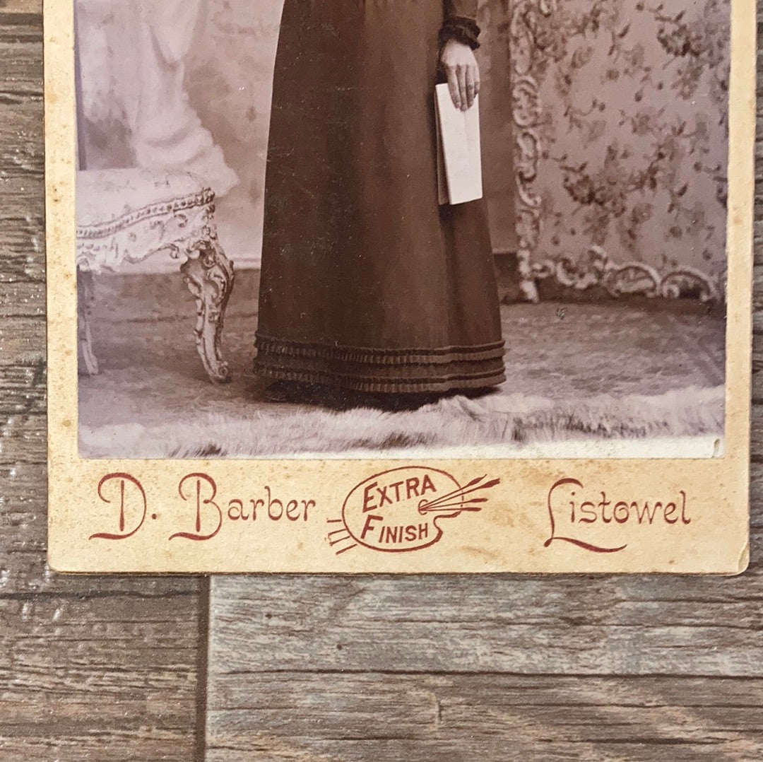 Original Antique Photograph of an Edwardian Lady, Antique Black and White Photo, Cabinet Card CDV