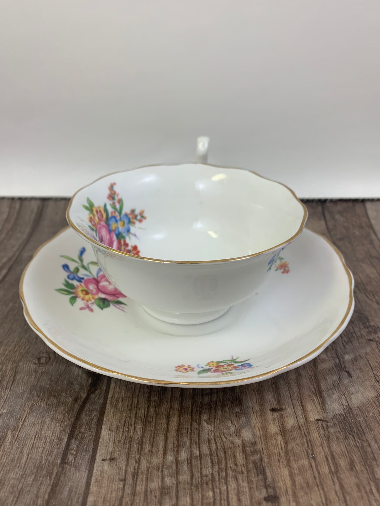 Vintage Teacup with Floral Pattern Wide Mouth Tea Cup Radford Bone