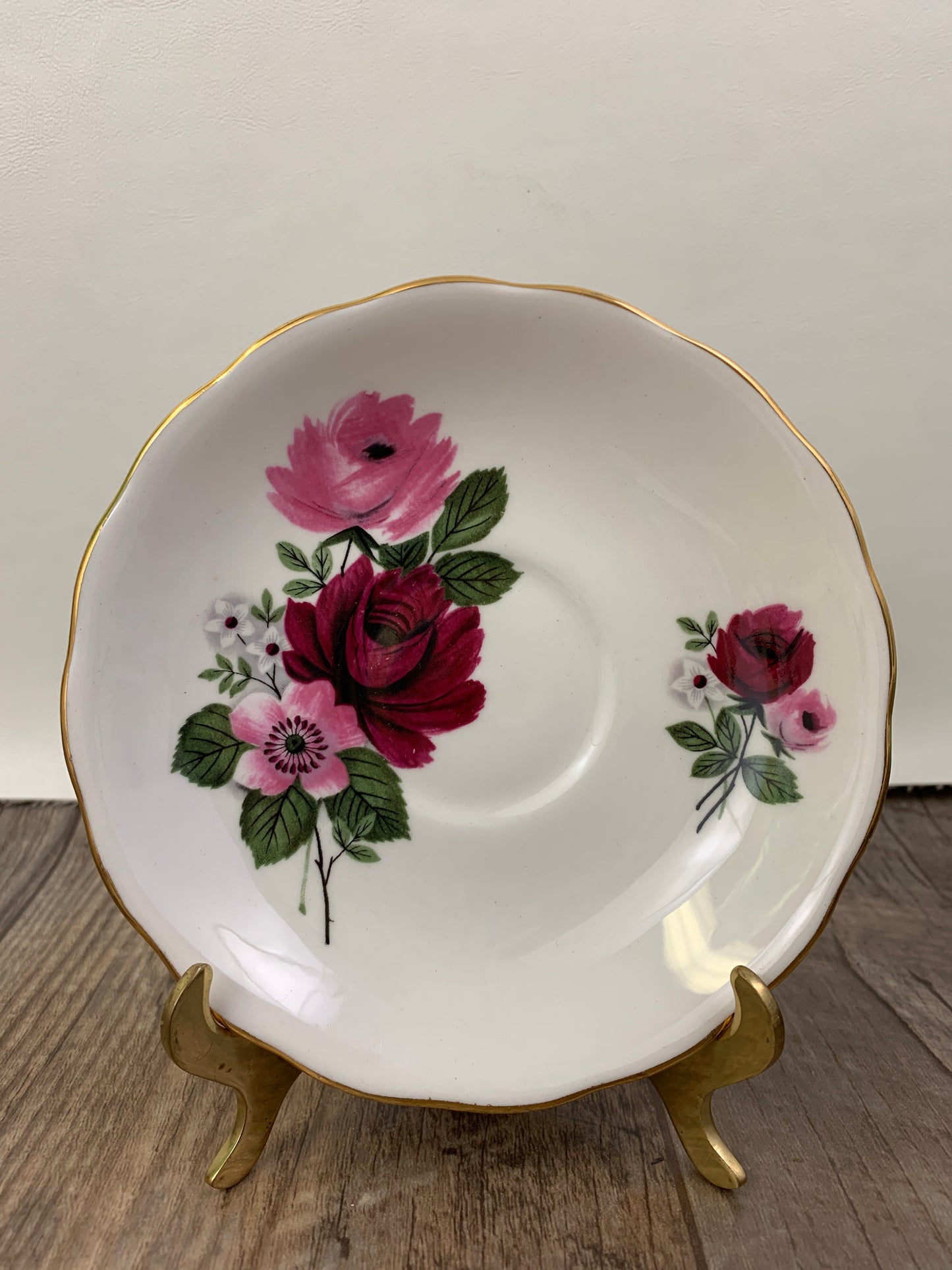 Vintage Teacup with Pink and Red Roses Queen Anne Vintage Tea Cup Pink Red