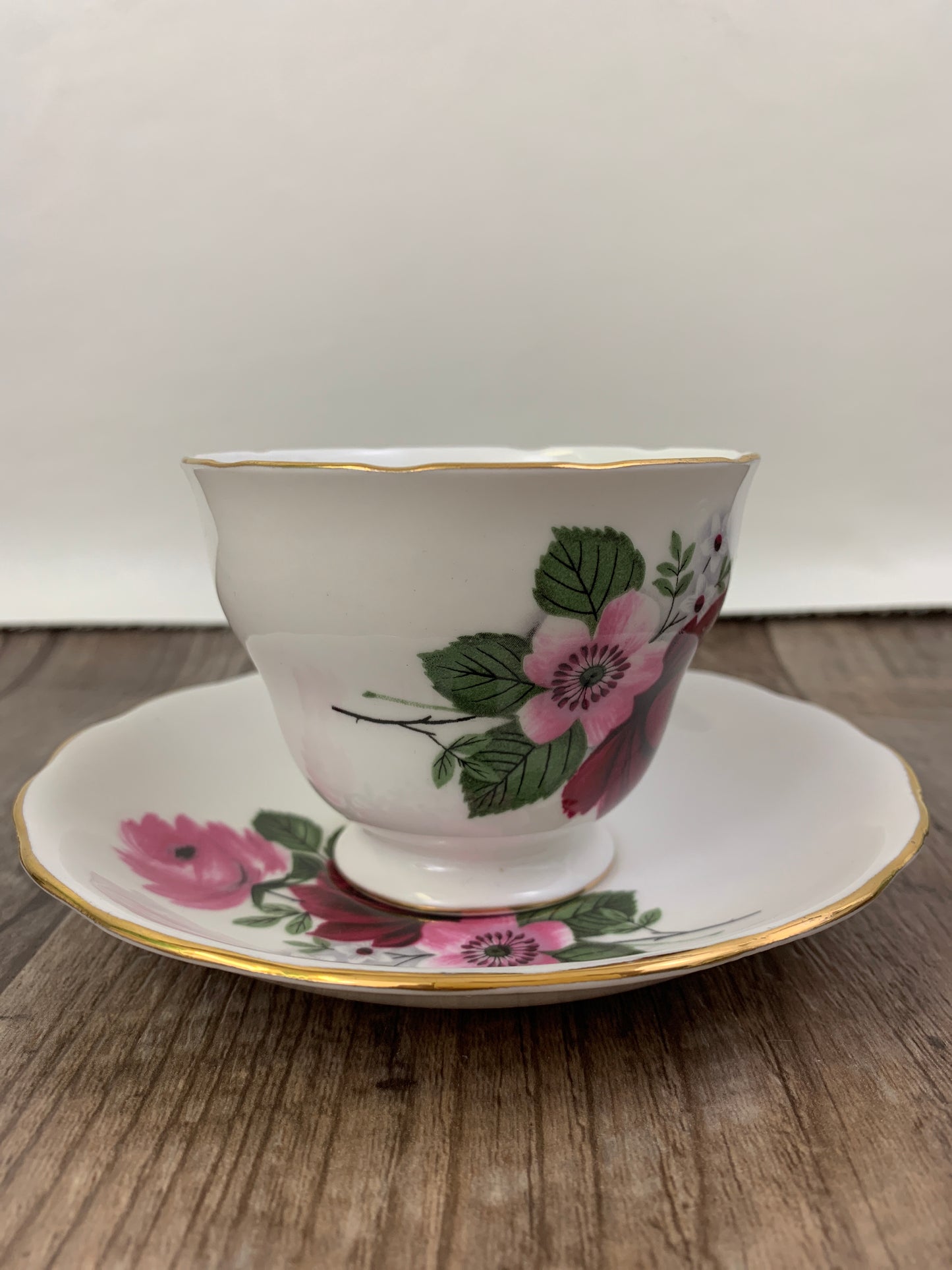 Vintage Teacup with Pink and Red Roses Queen Anne Vintage Tea Cup Pink Red