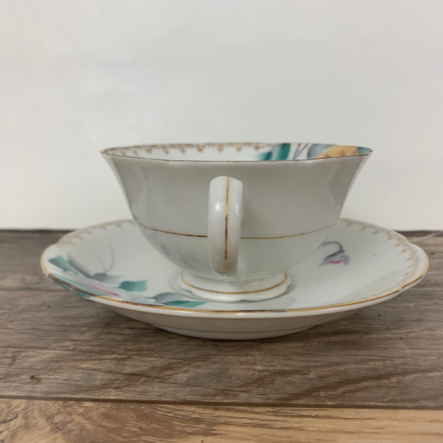 Vintage Occupied Japan Hand Painted Teacup