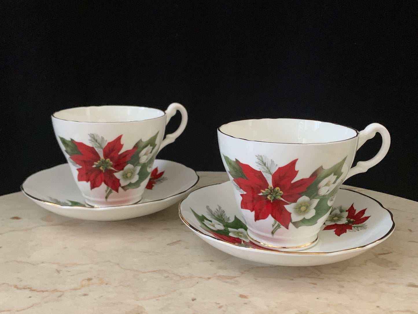 Vintage Christmas Tea Cups A set of 2 Vintage Teacups w Poinsettias