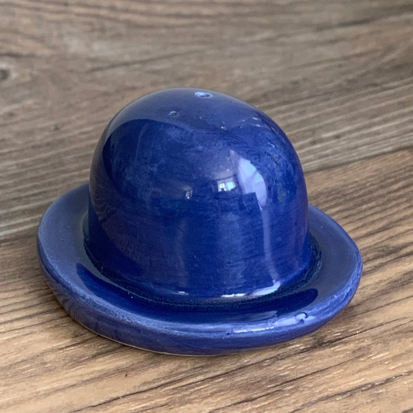 Ceramic Salt and Pepper Shakers, Top Hat and Bolero Hat