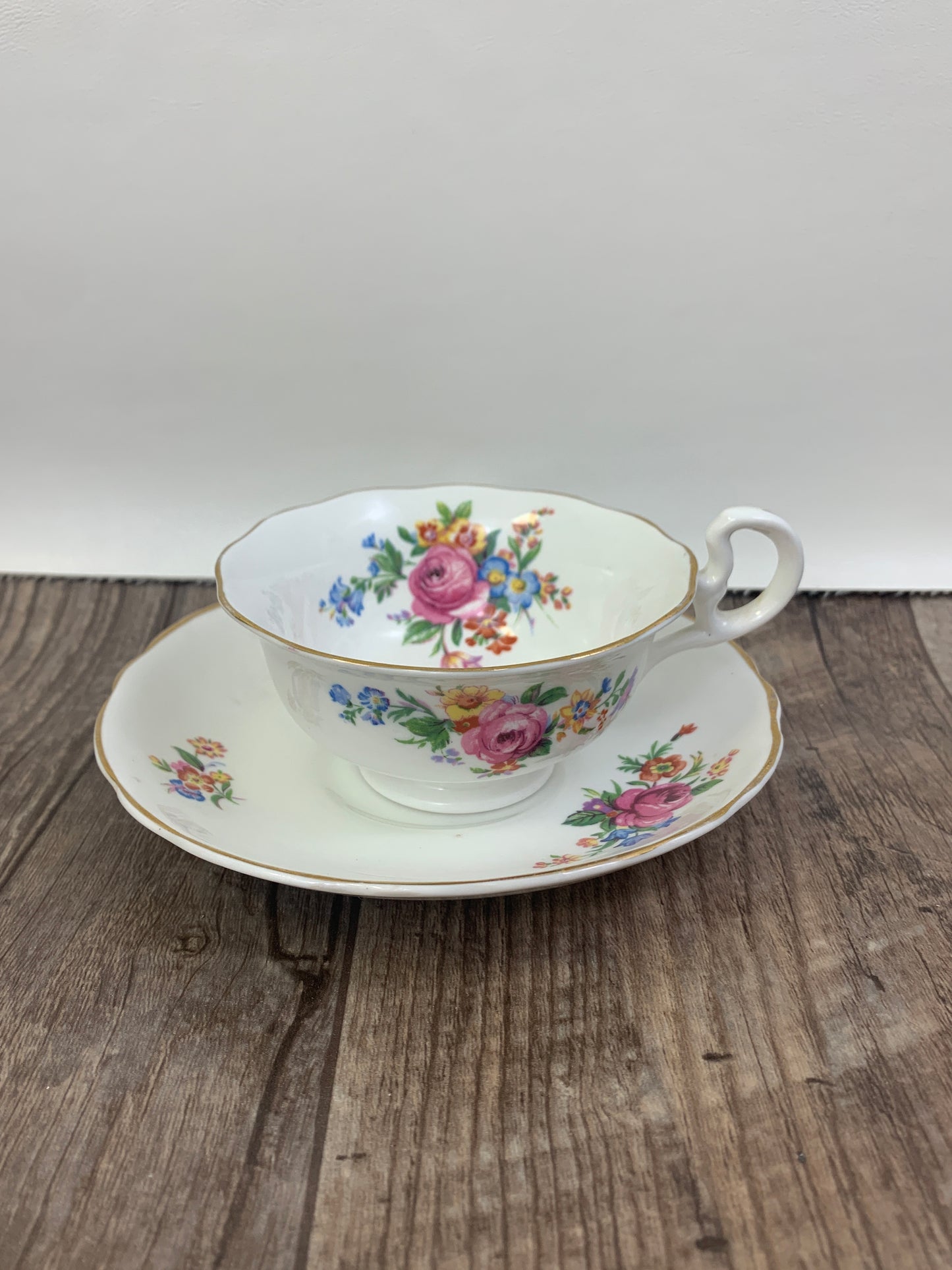 Vintage Teacup with Floral Pattern Wide Mouth Tea Cup Radford Bone