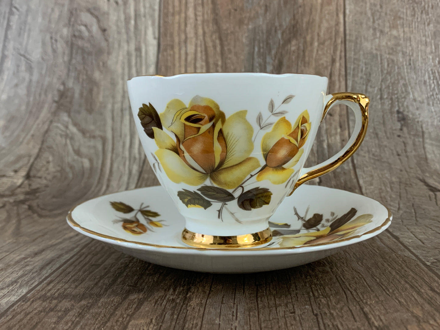 Vintage Teacup with Yellow Roses Fine Bone China Teacup and Saucer Set