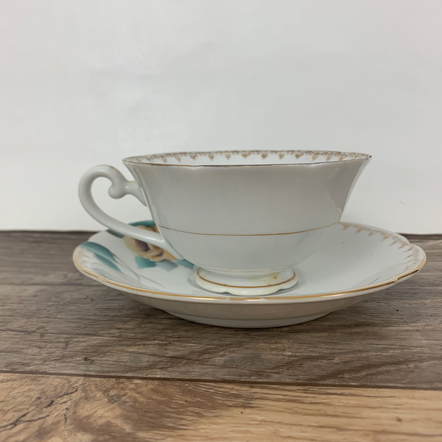 Vintage Occupied Japan Hand Painted Teacup