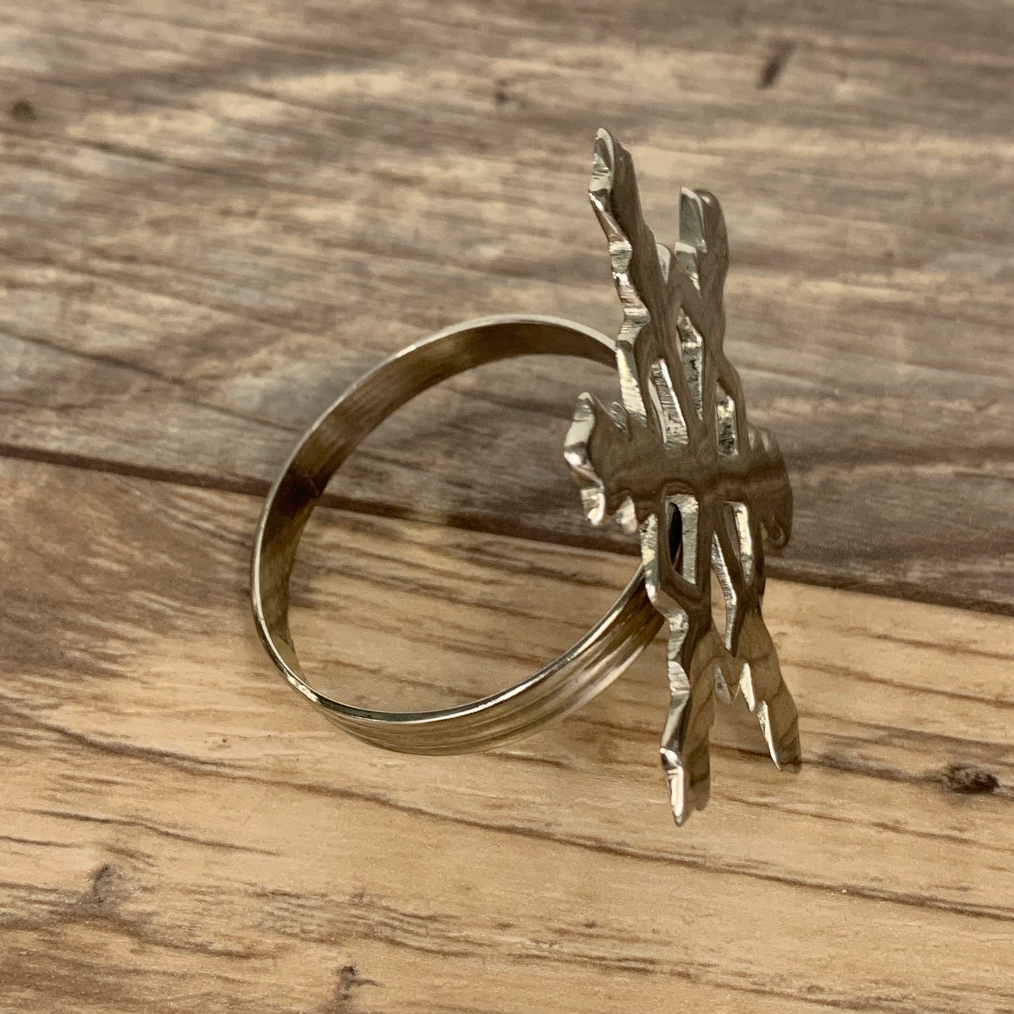 Napkin Rings, Set of 8 Silver Snowflakes