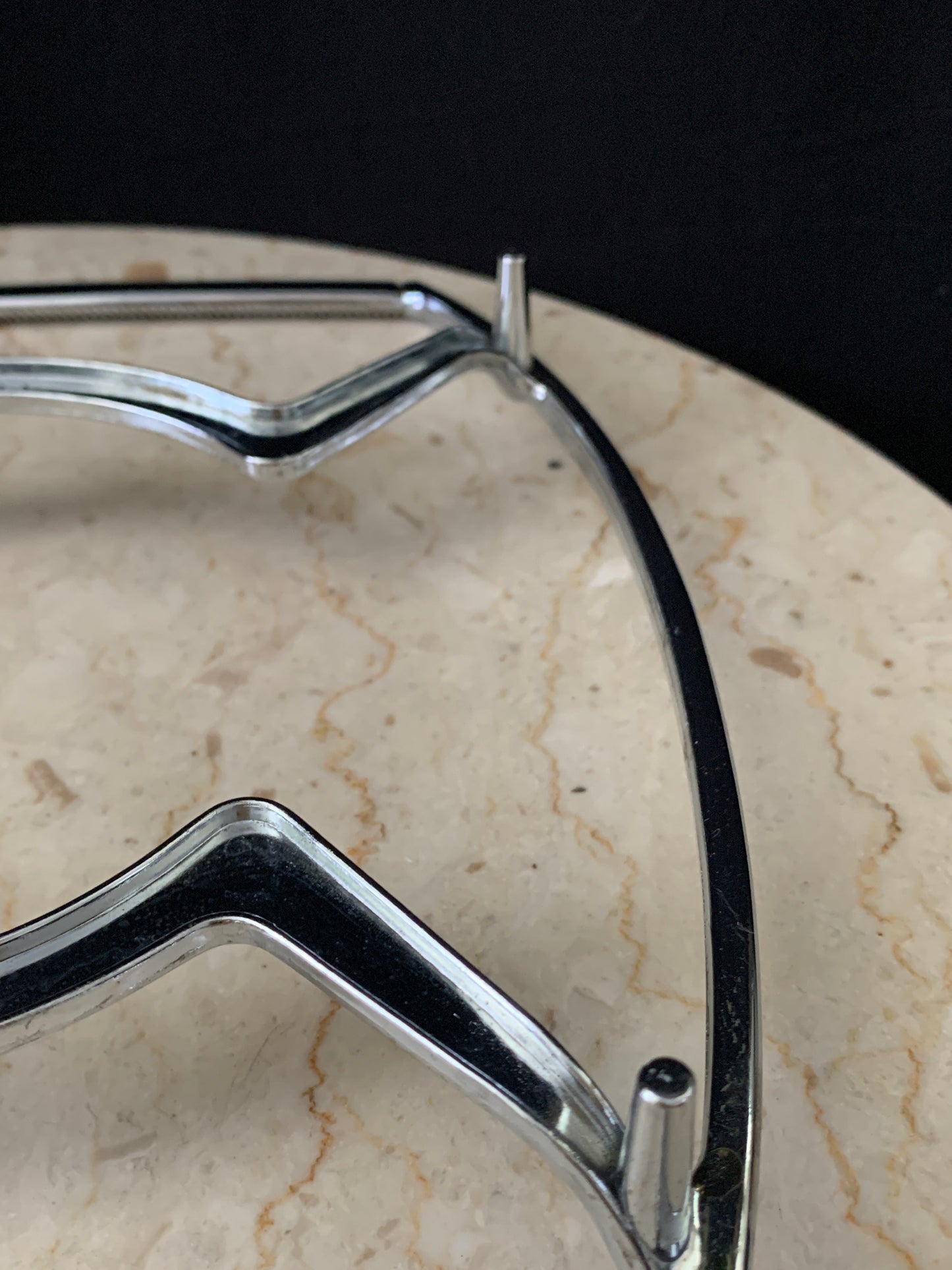 Corning Ware Silver Metal Trivet Large Casserole Holder