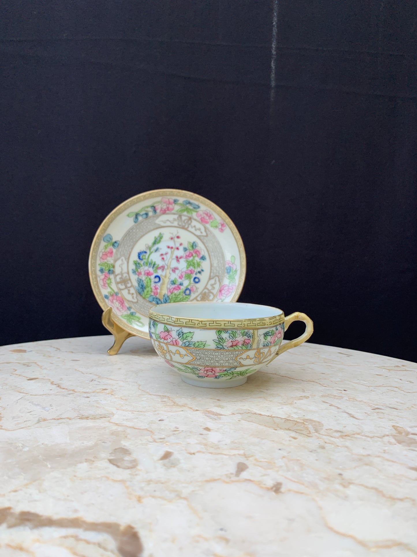 Hand Painted Vintage Tea Cup Wide Mouth Teacup Made in Japan