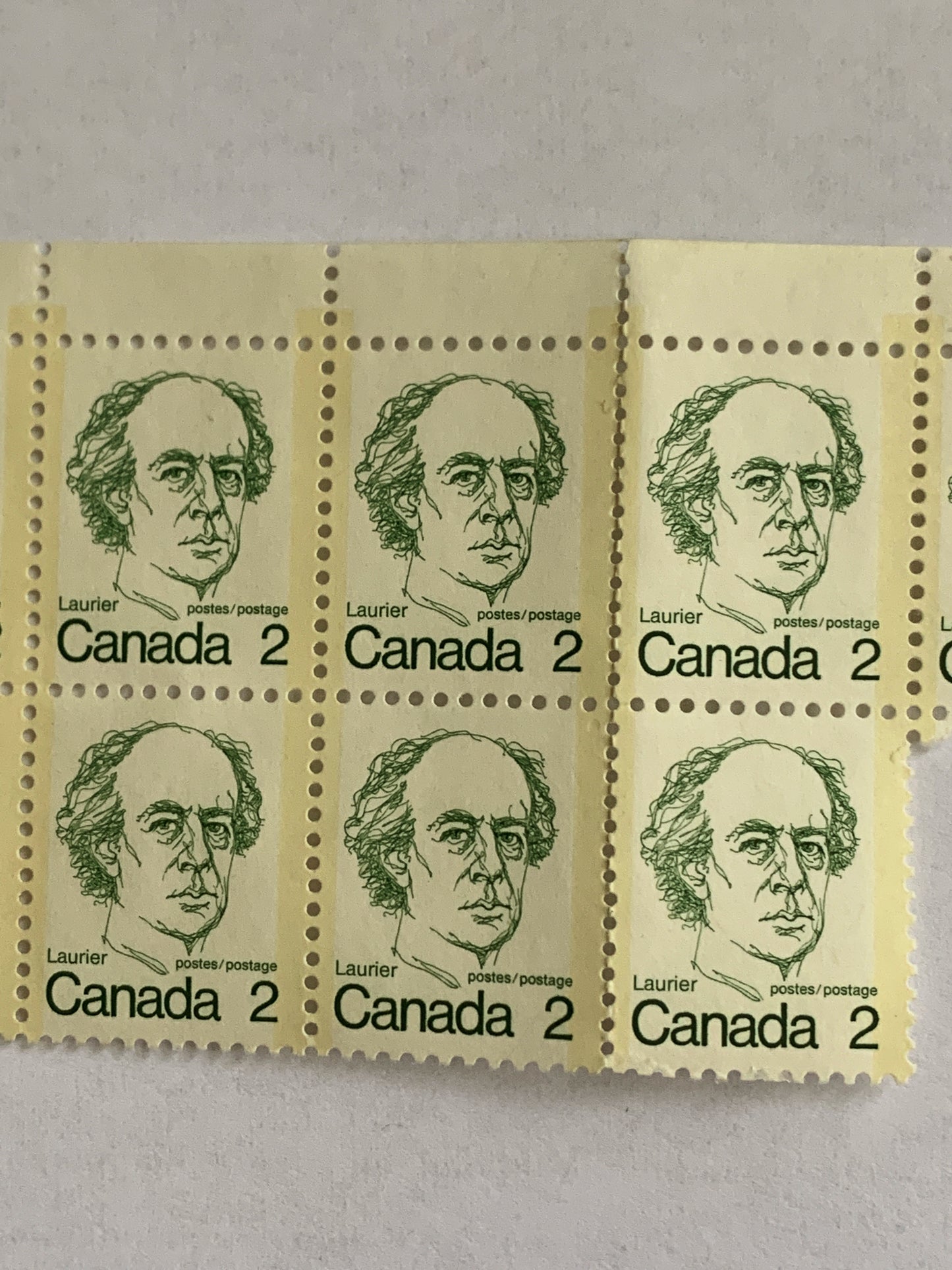 Wilfred Laurier Canadian 2 Cent Stamps 16 Stamps Top of Sheet