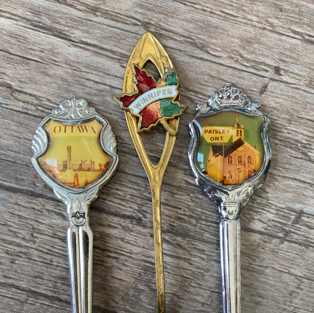 14 Canadian Vintage Collectible Souvenir Spoons Instant Collection Travel Souvenirs Vintage Canadianna