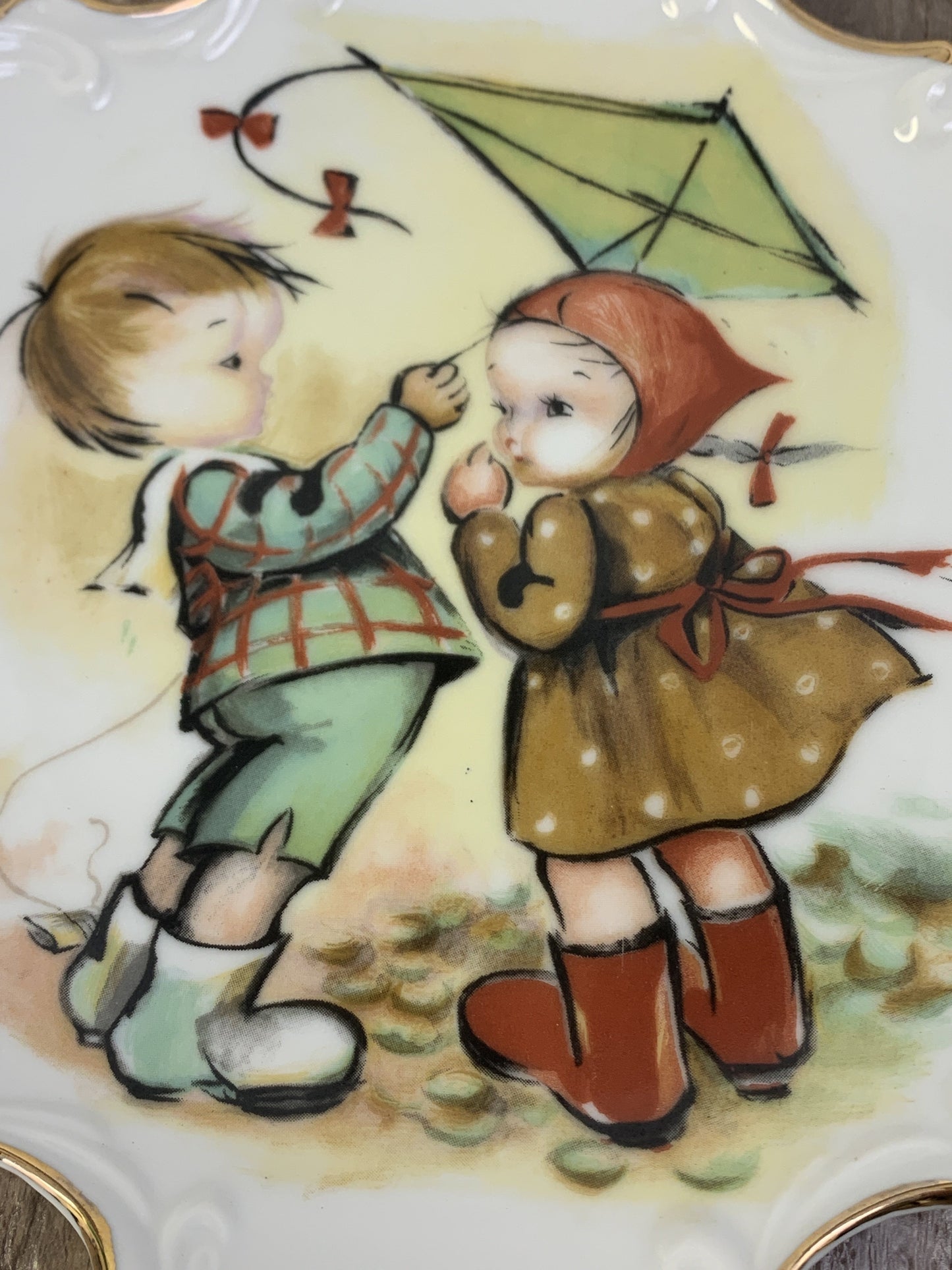 Vintage Norcrest Decorative Wall Plate Boy and Girl Flying a Kite