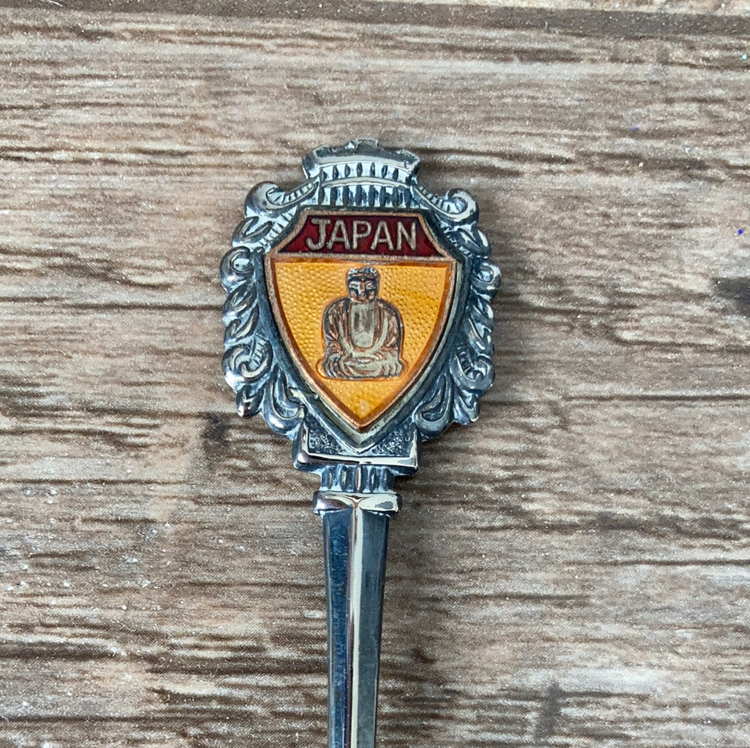 8 Asia Collectible Souvenir Spoons
