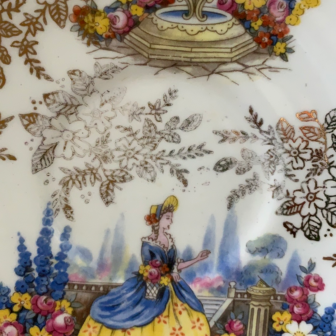 Vintage Tea Cup with Gold Floral Pattern Lady in the Garden
