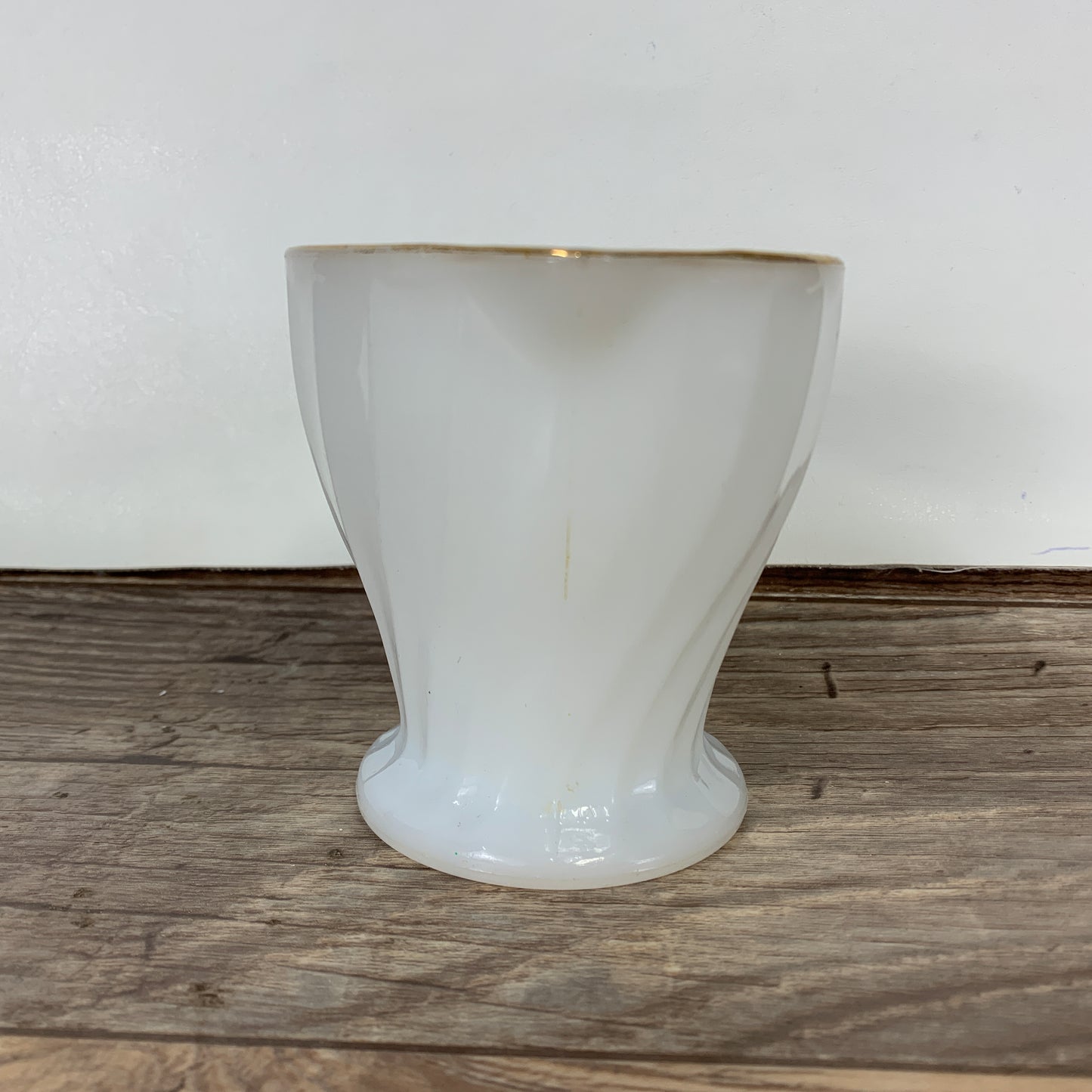 Anchor Hocking Milk Glass Creamer and Sugar, Swirled Milk Glass with Gold Trim