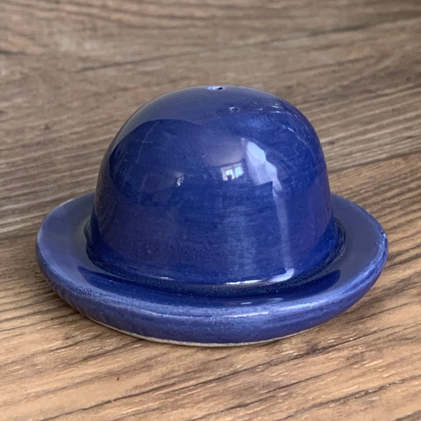 Ceramic Salt and Pepper Shakers, Top Hat and Bolero Hat