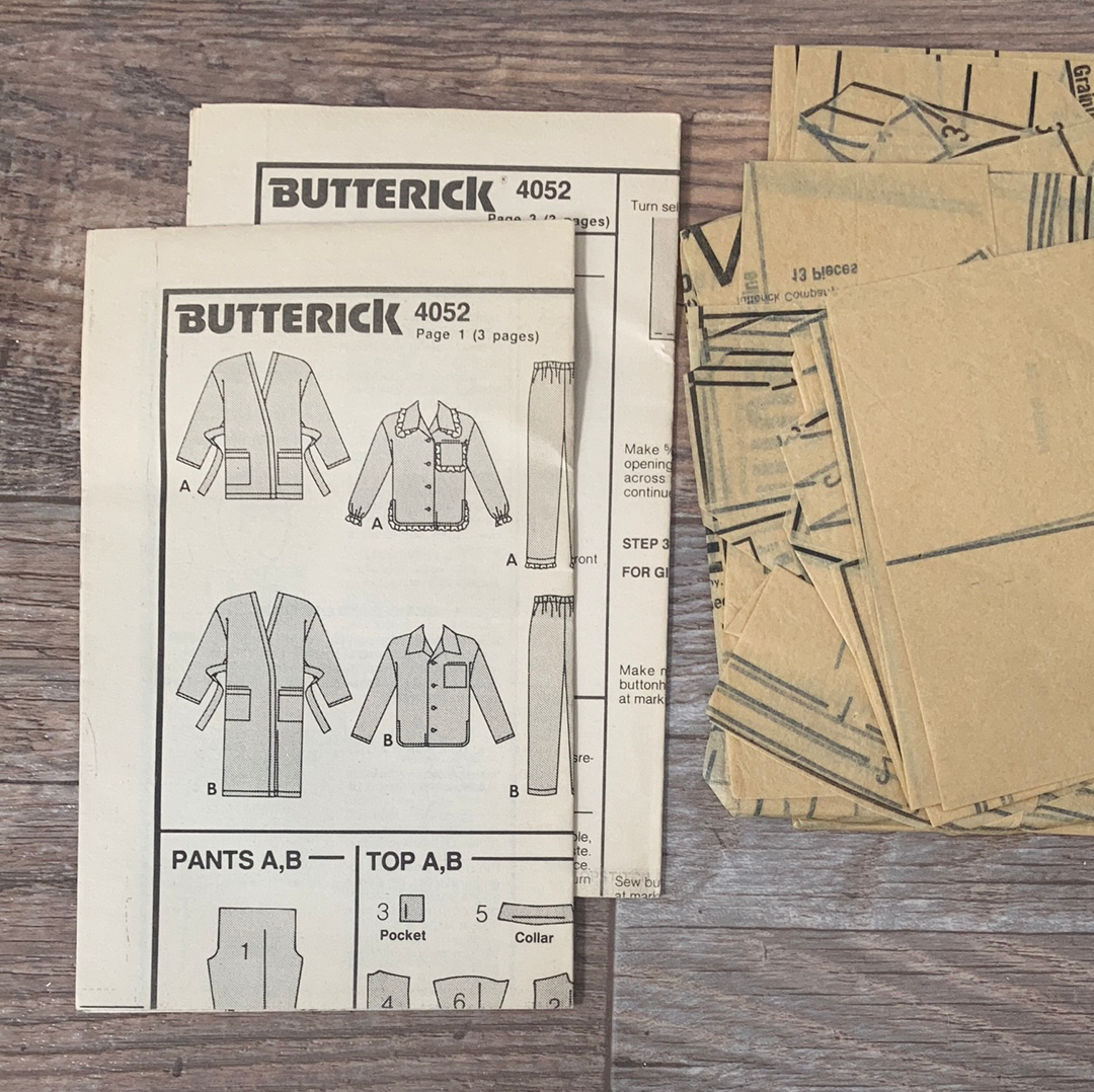 Childrens Unisex Pajamas and Robe Sewing Pattern Toddler Size 1 to 3 Butterick 4052