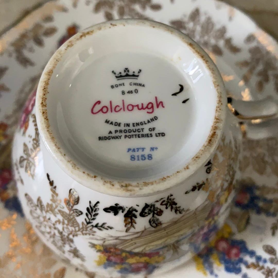 Vintage Tea Cup with Gold Floral Pattern Lady in the Garden