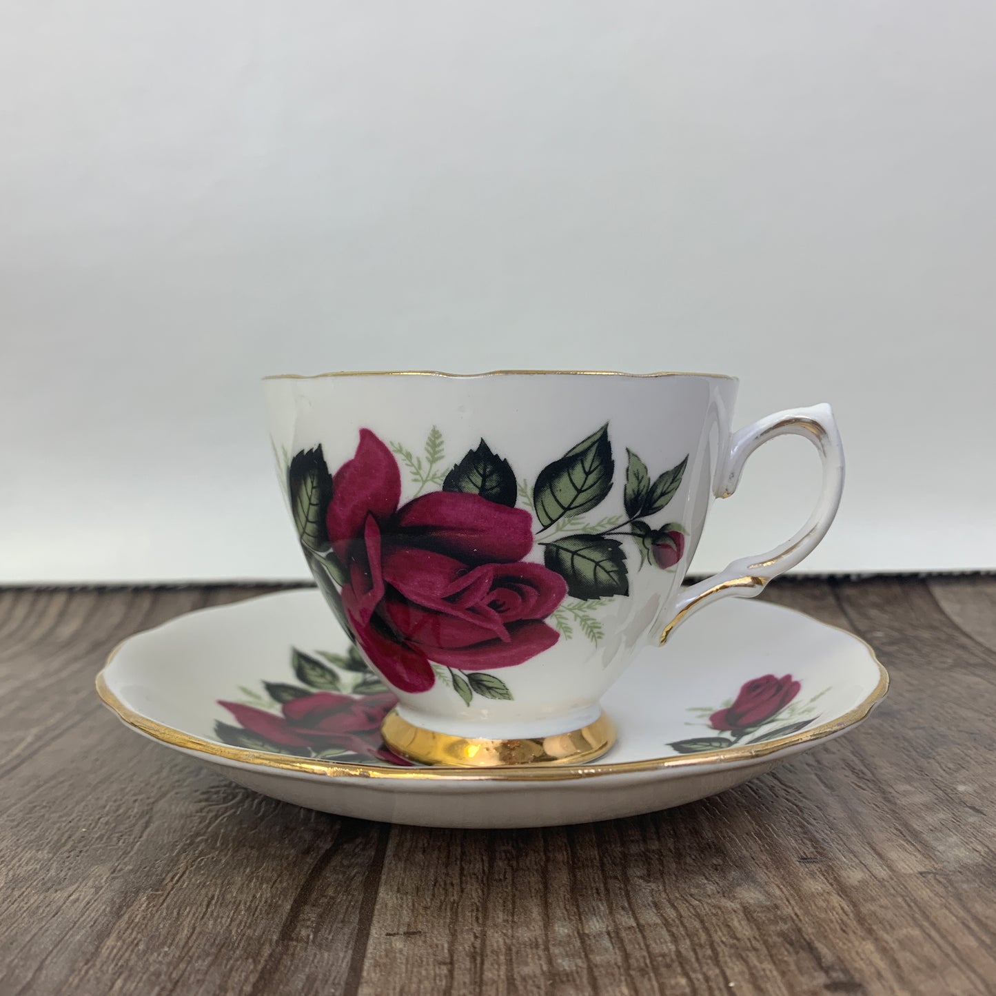Vintage Teacup with Red Roses, Colclough English China Tea Cup