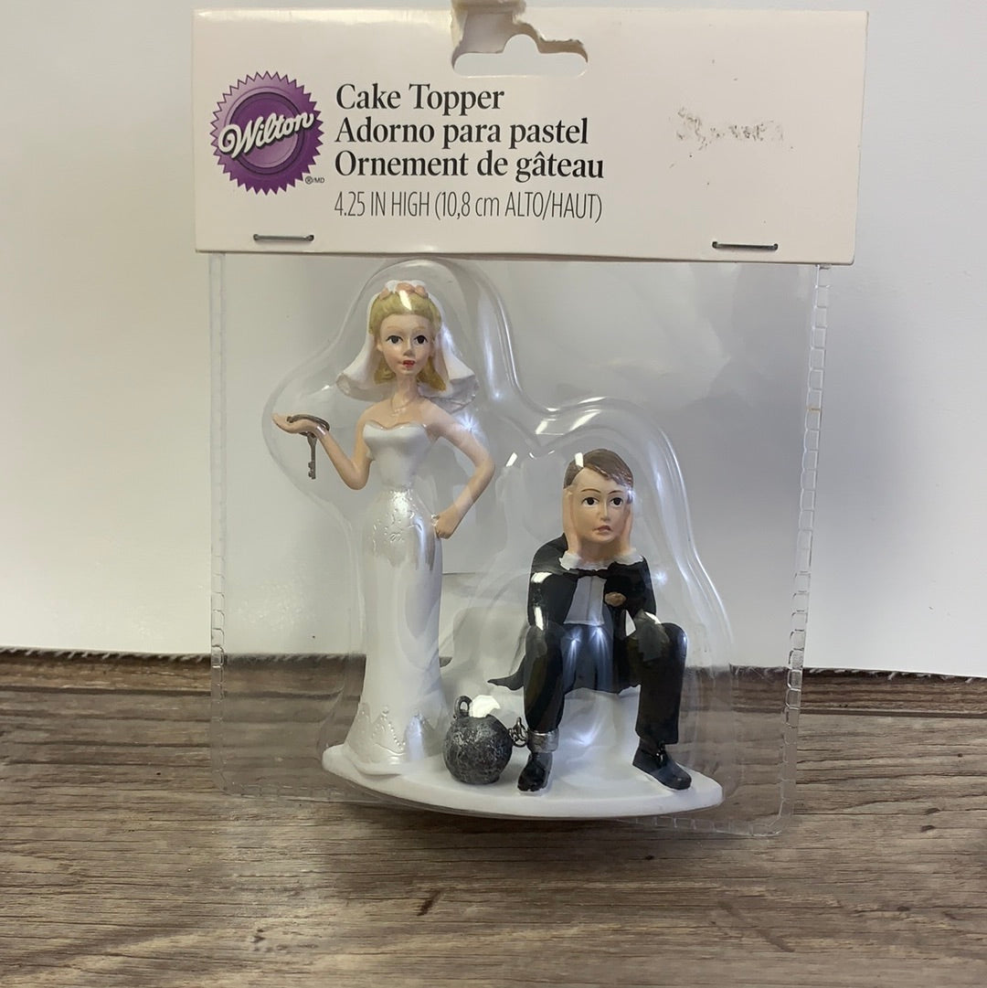 Wilton Cake Topper Ball and Chain