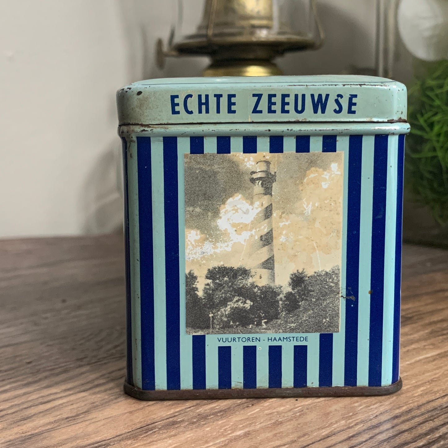 Blue and White Vintage Chocolate Tin, Dutch Vintage Tin