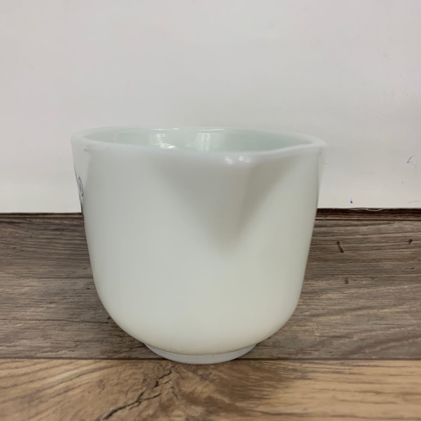 Pyrex Gravy Boat Old Town Blue 77-B - Vintage Pyrex Milk Glass Gravy Boat - Vintage Kitchenware Blue and White Gravy Boat - Gravy Jug