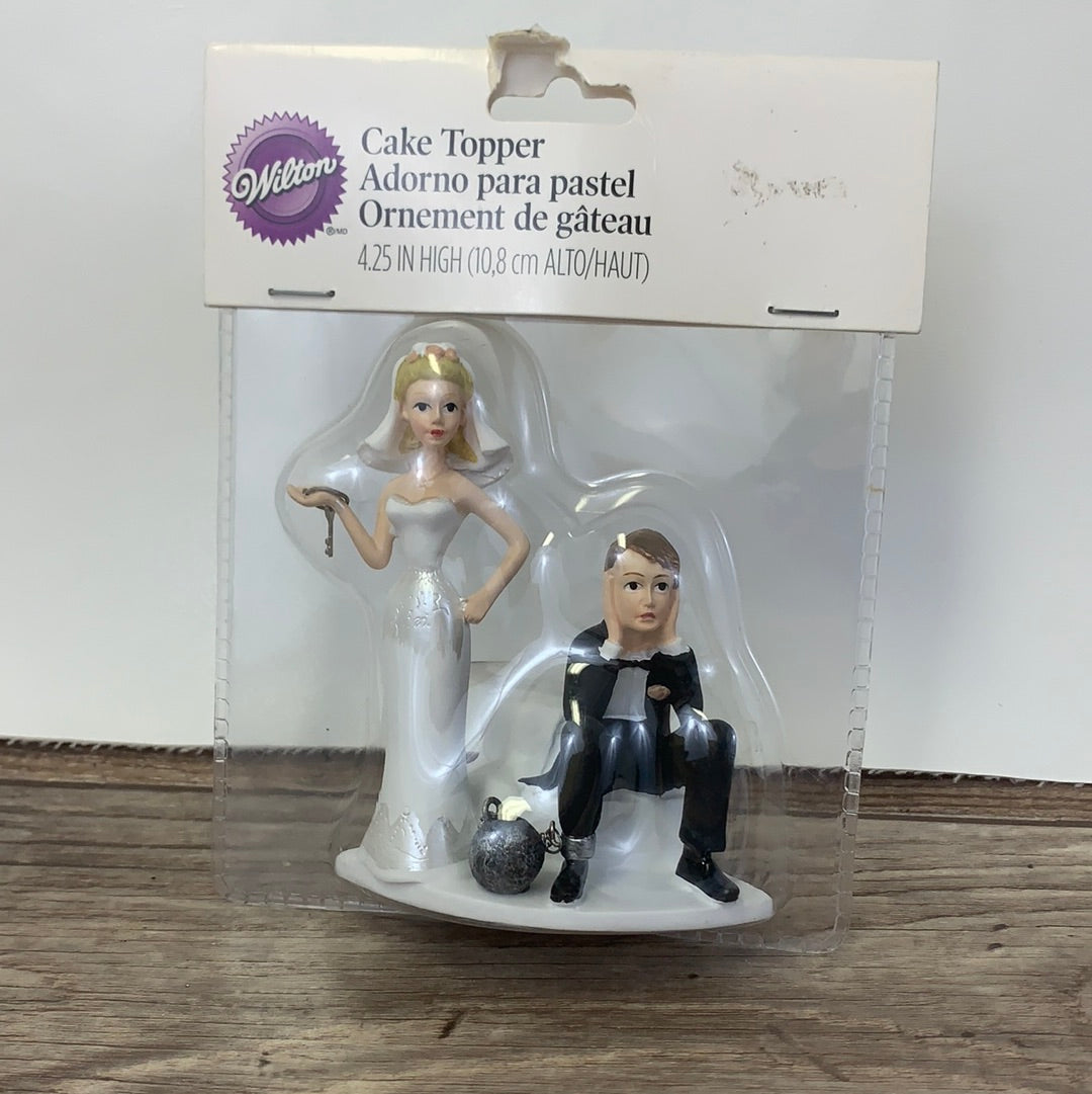 Wilton Cake Topper Ball and Chain