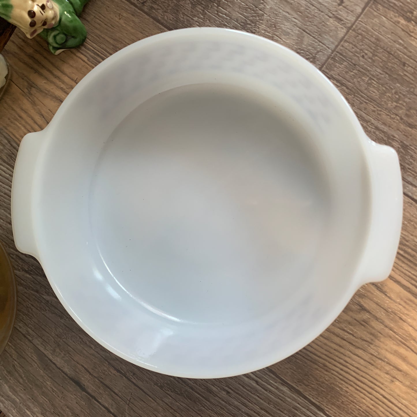Vintage Casserole Dish with Tulip Pattern Termo - Rey Brazil Milk Glass Casserole