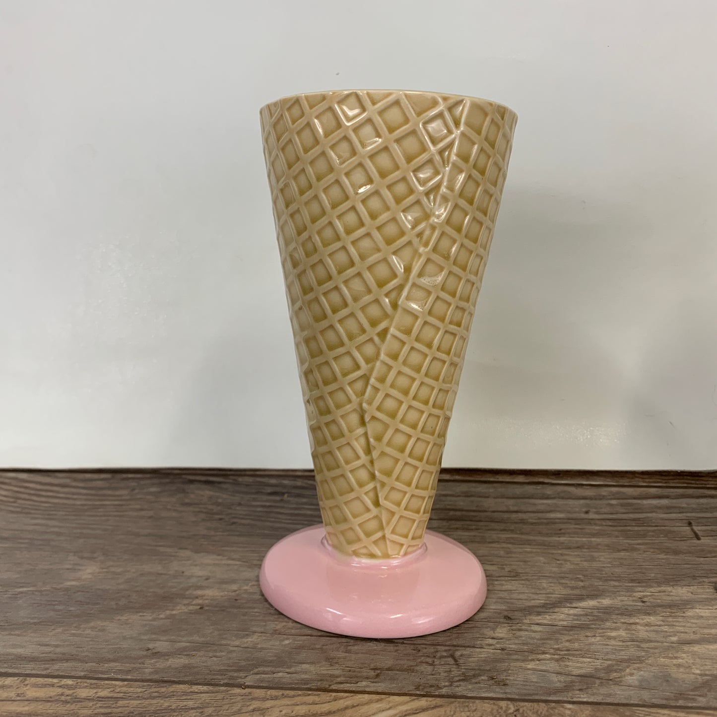 Ceramic Ice Cream Sundae Cups, Made in Japan Colourful Waffle Cups