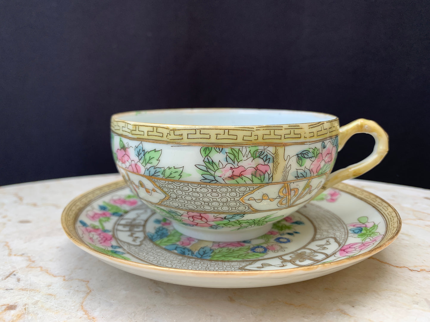 Hand Painted Vintage Tea Cup Wide Mouth Teacup Made in Japan