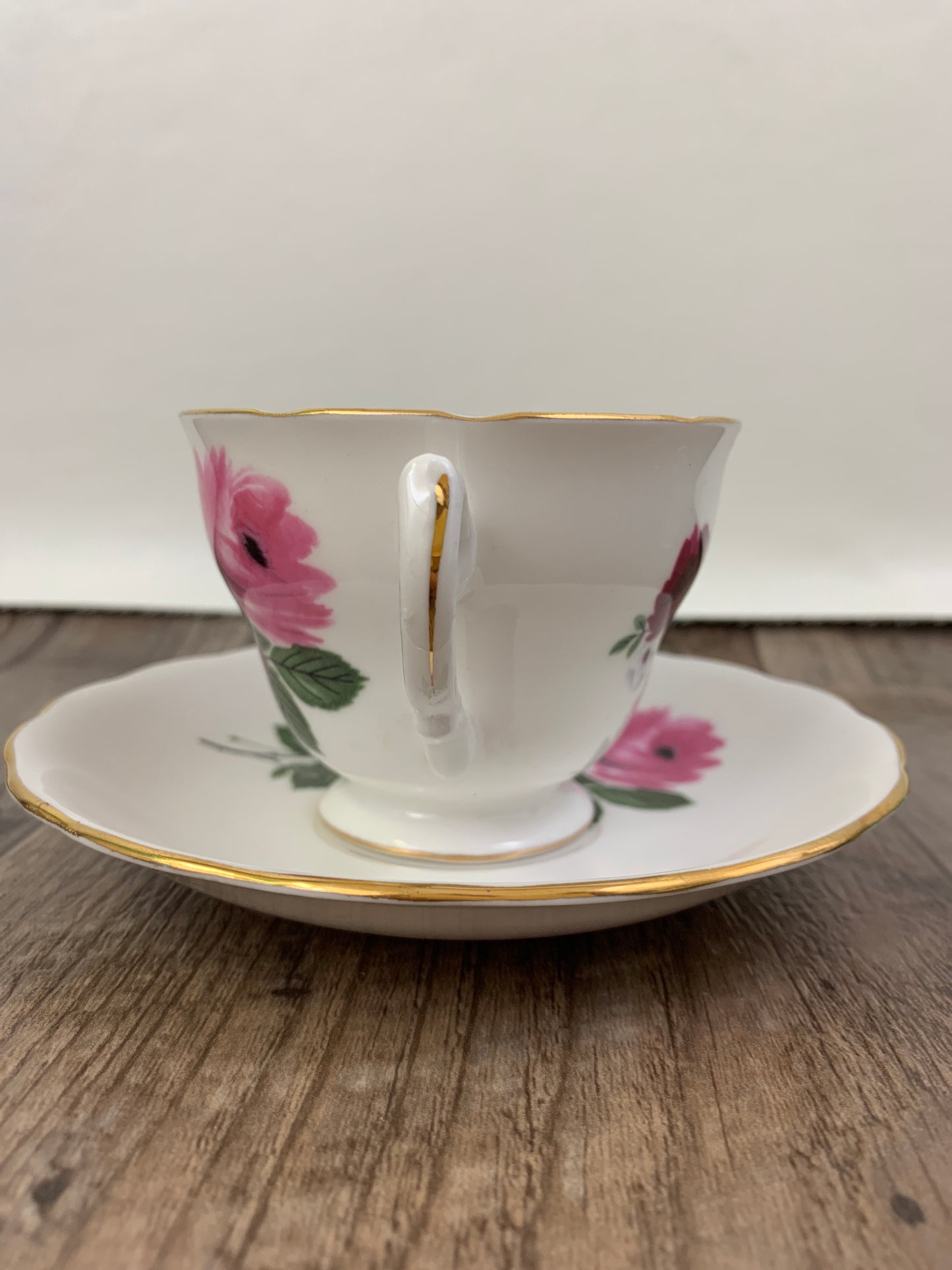 Vintage Teacup with Pink and Red Roses Queen Anne Vintage Tea Cup Pink Red