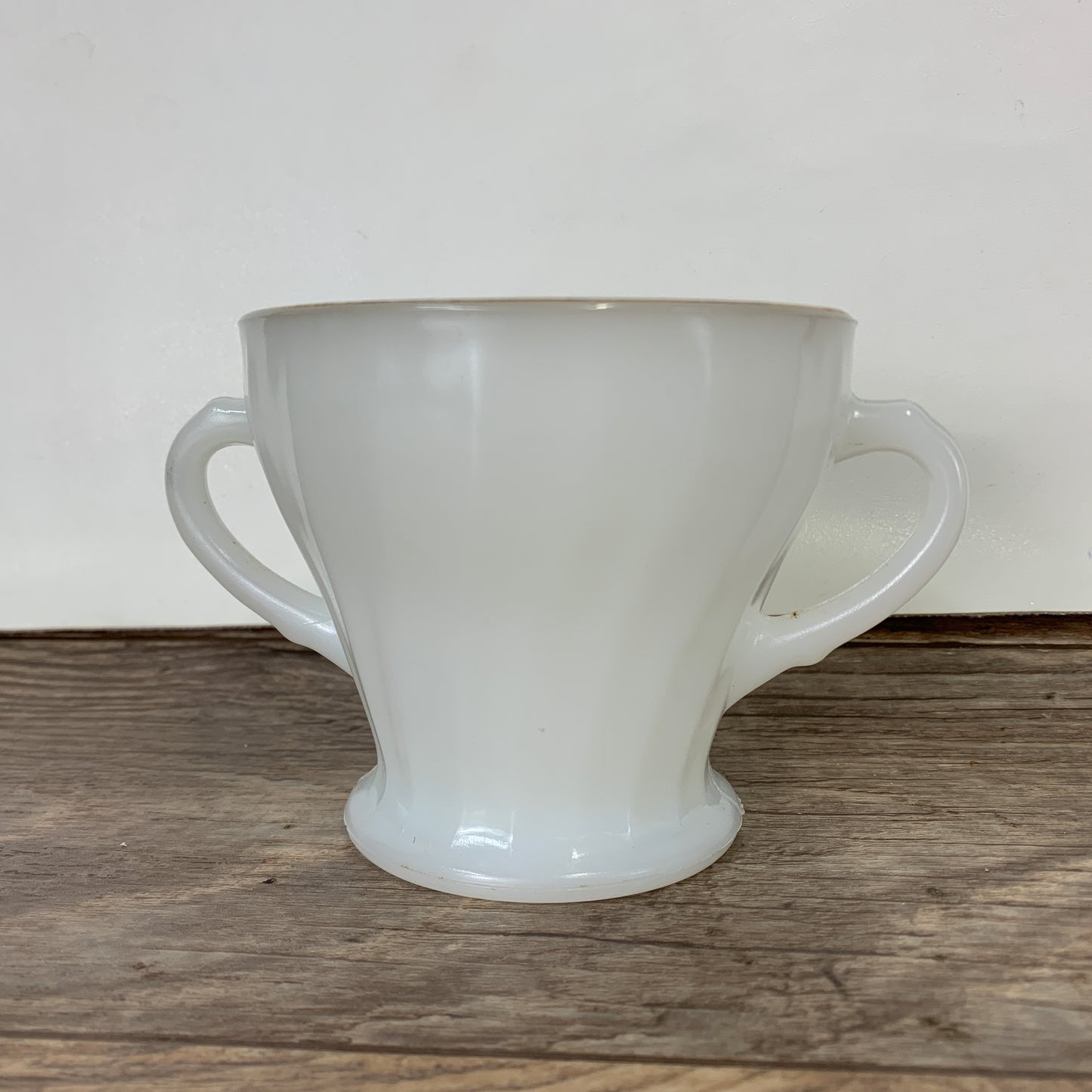 Anchor Hocking Milk Glass Creamer and Sugar, Swirled Milk Glass with Gold Trim