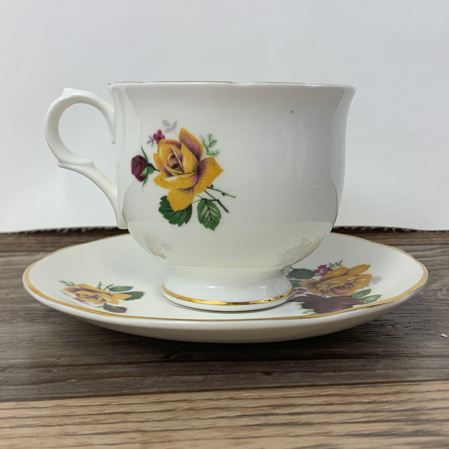 Yellow and Red Floral Pattern Vintage Teacup Sadler Wellington Fine Bone China Teacup with Tea Roses