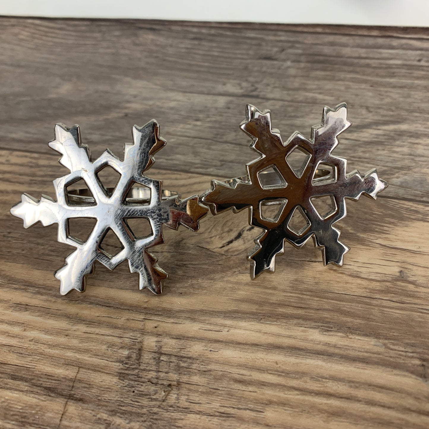 Silver Snowflakes Napkin Rings, Set of 8