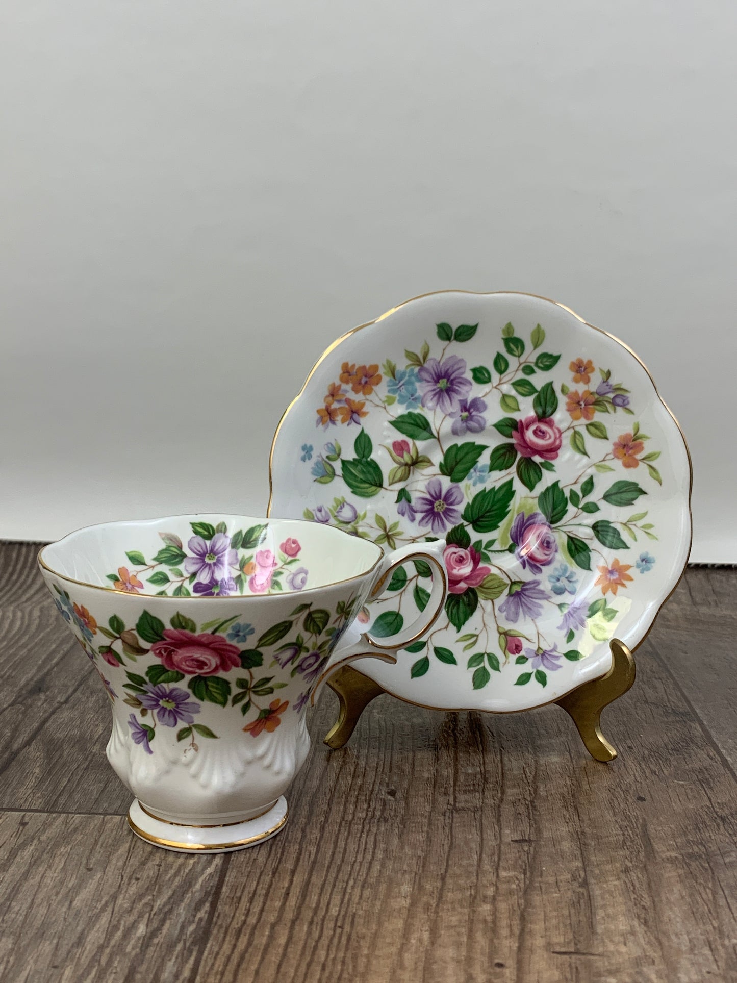 Royal Albert Vintage Teacup Devon Pattern Random Harvest Series