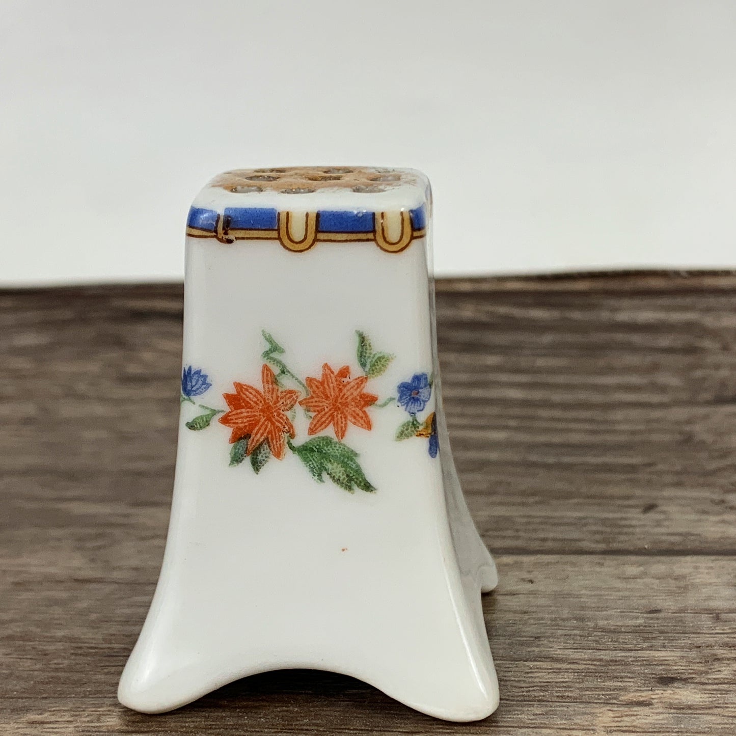 Salt and Pepper Shakers Set of 4, Nerlich & Co Victoria Square Montreal