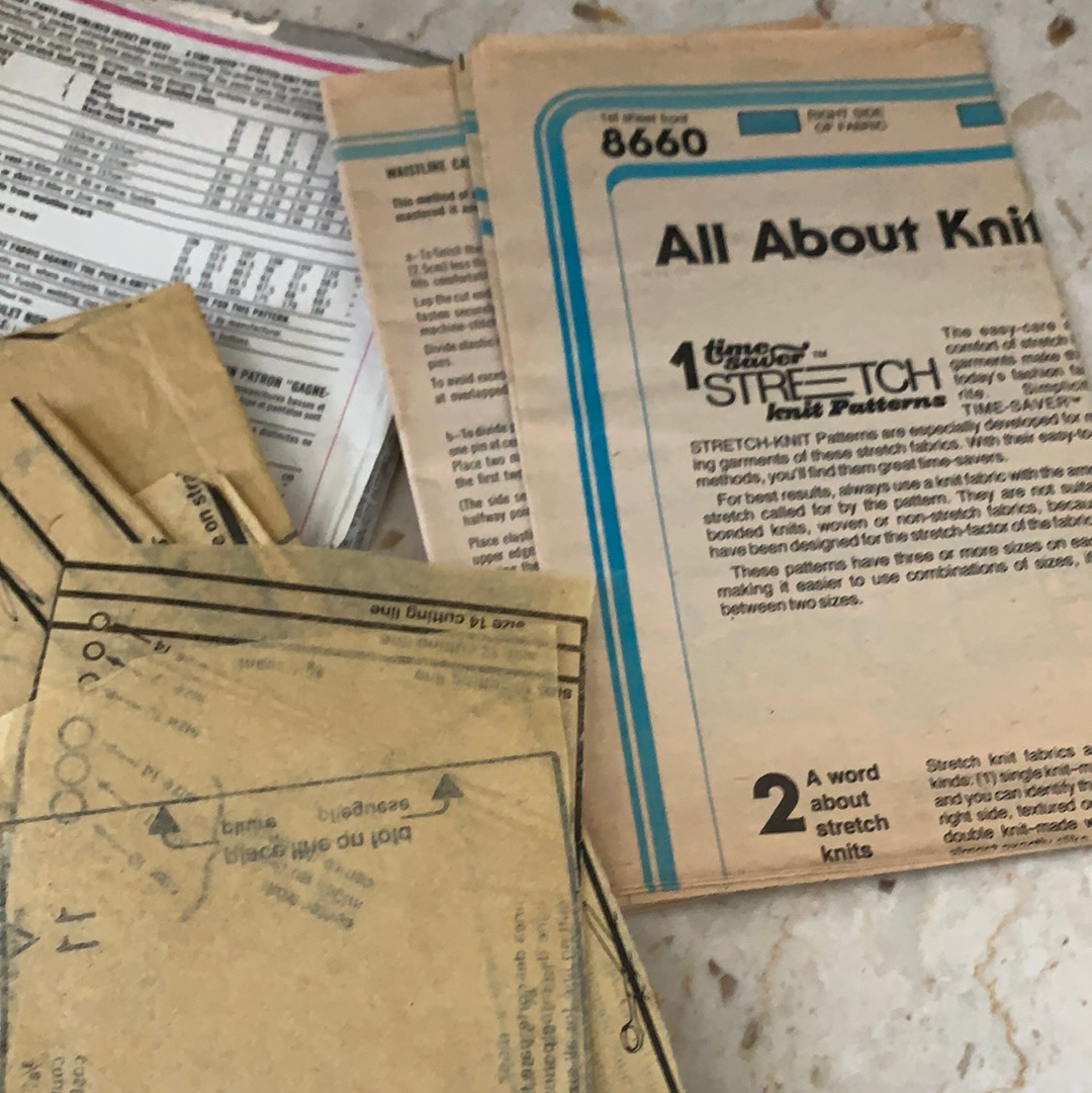 Skirt, Pants, and Jacket Vintage Sewing Pattern Simplicity 8660