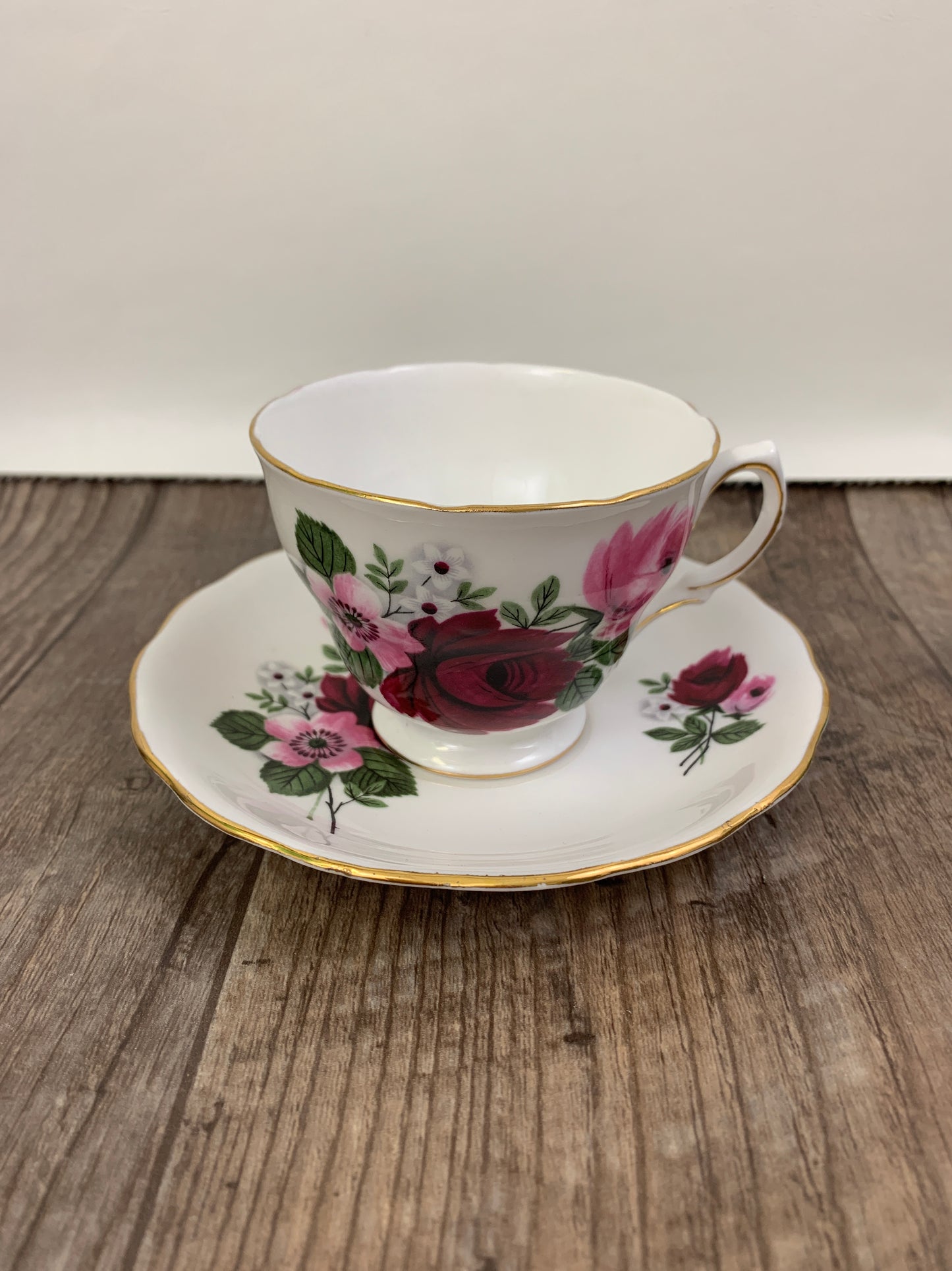Vintage Teacup with Pink and Red Roses Queen Anne Vintage Tea Cup Pink Red