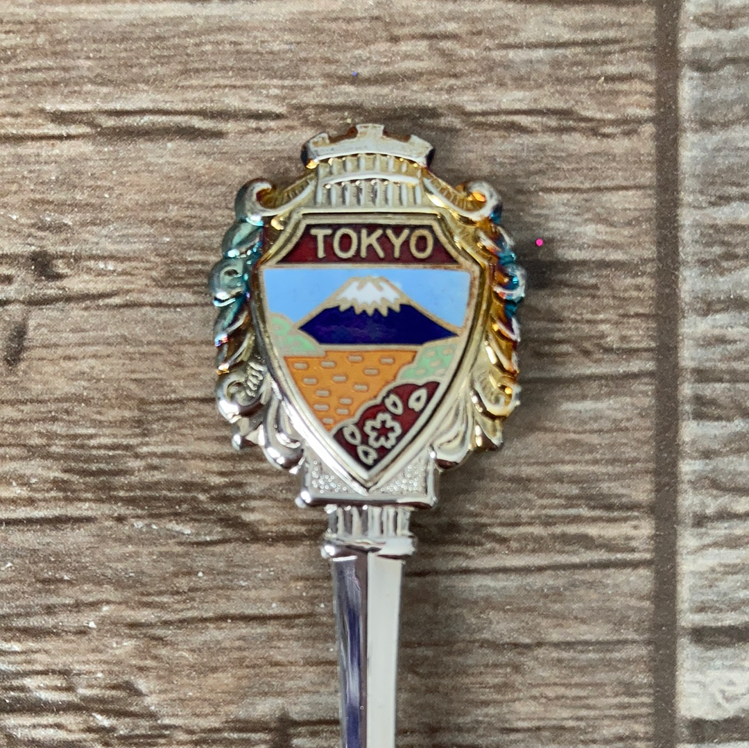 8 Asia Collectible Souvenir Spoons