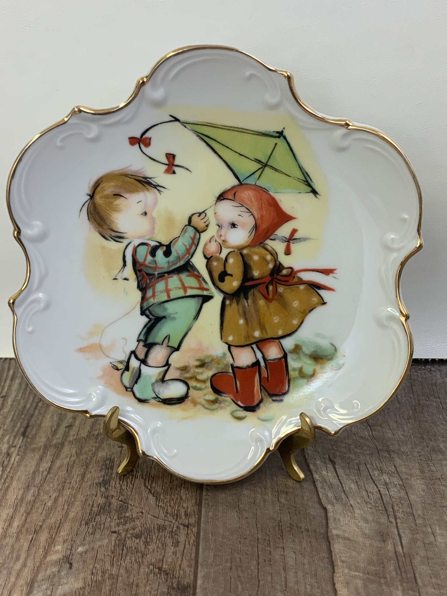 Vintage Norcrest Decorative Wall Plate Boy and Girl Flying a Kite