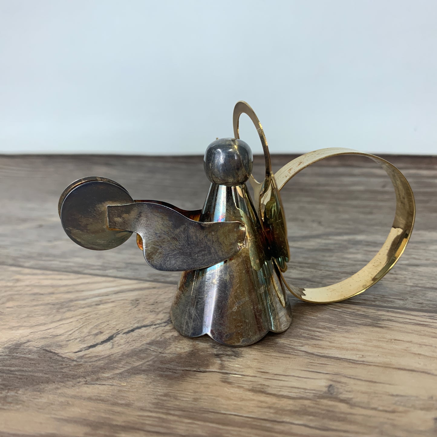 Silver and Gold Angel Napkin Rings. Set of 4 Musical Angel Napkin Rings