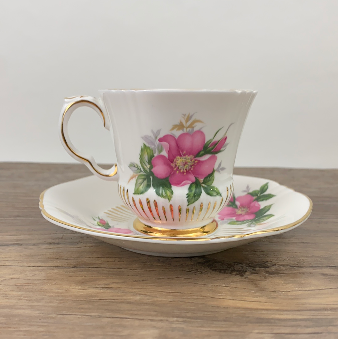 Vintage Floral Tea Cup Prairie Rose Canadian Provincial Flowers Tea Cup