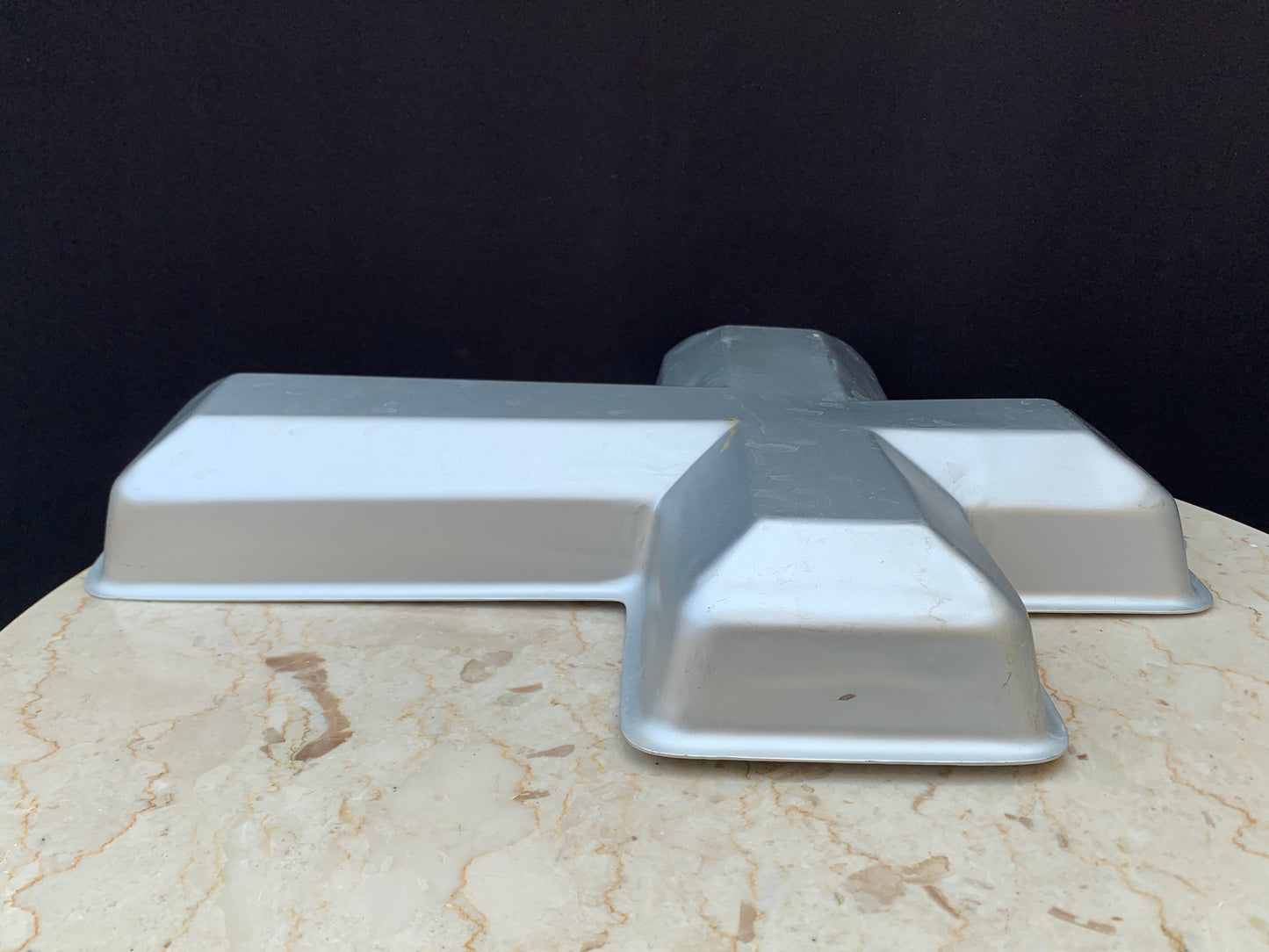 Cross Shaped Aluminum Pan