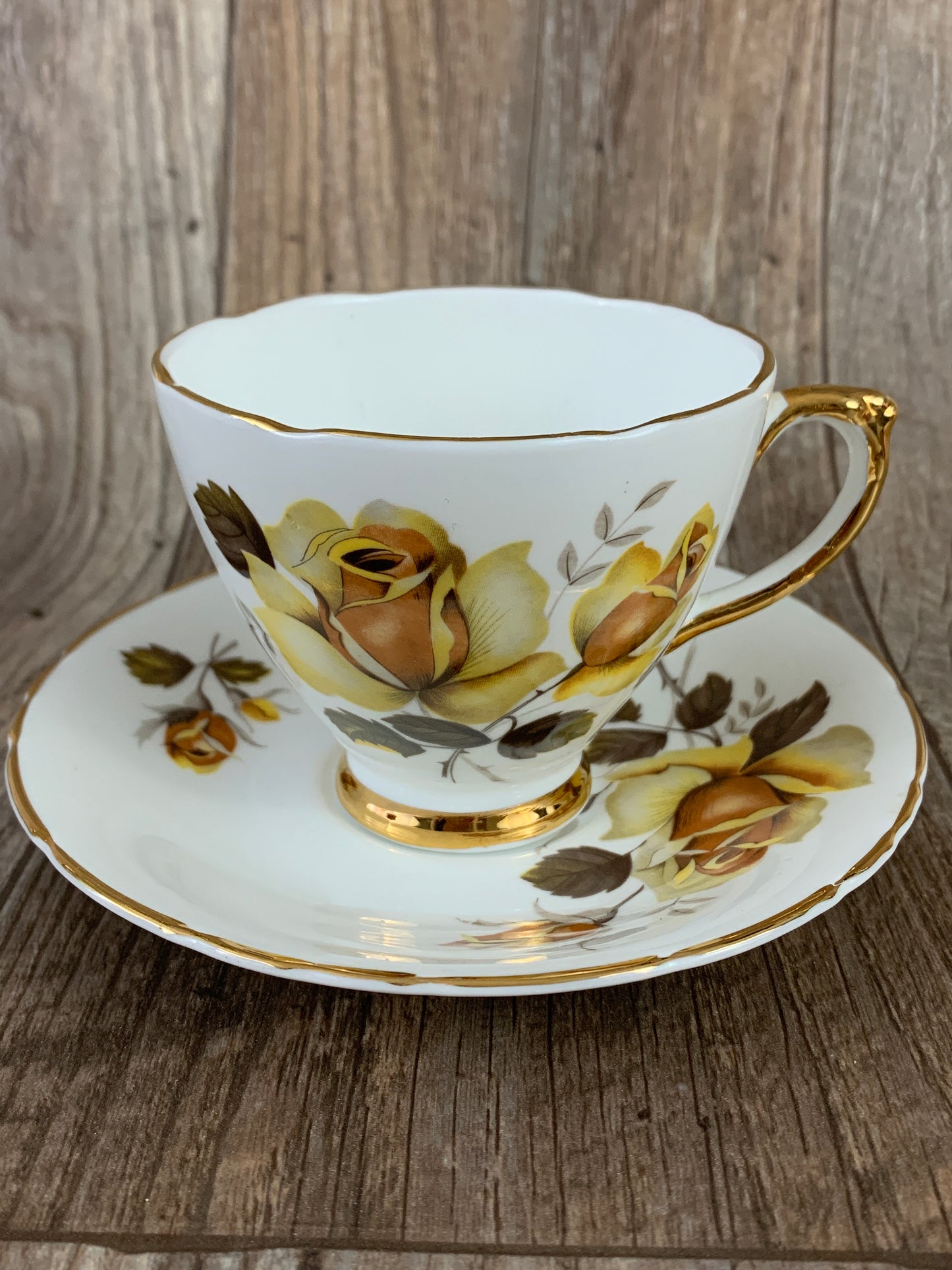 Vintage Teacup with Yellow Roses Fine Bone China Teacup and Saucer Set