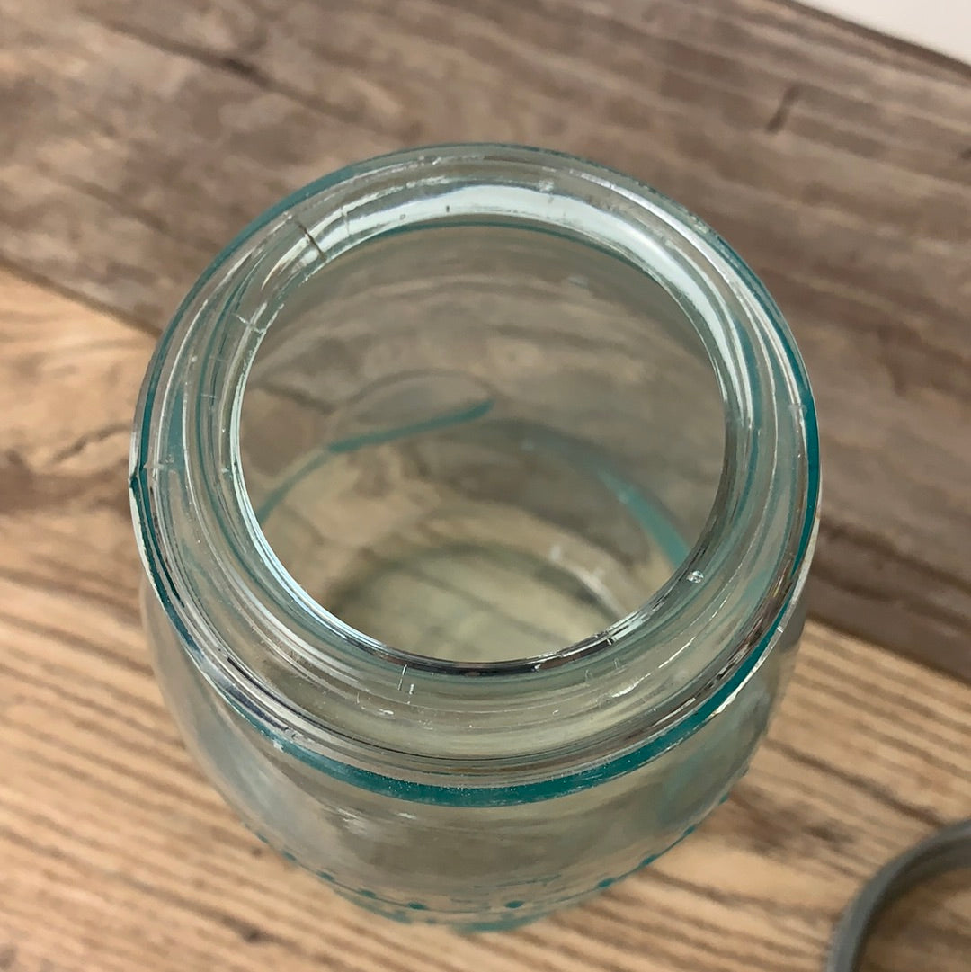 Aqua Blue Vintage Canning Jar Crown Canning Jar Quart Size, Vintage Farmhouse Decor, Dry Kitchen Storage
