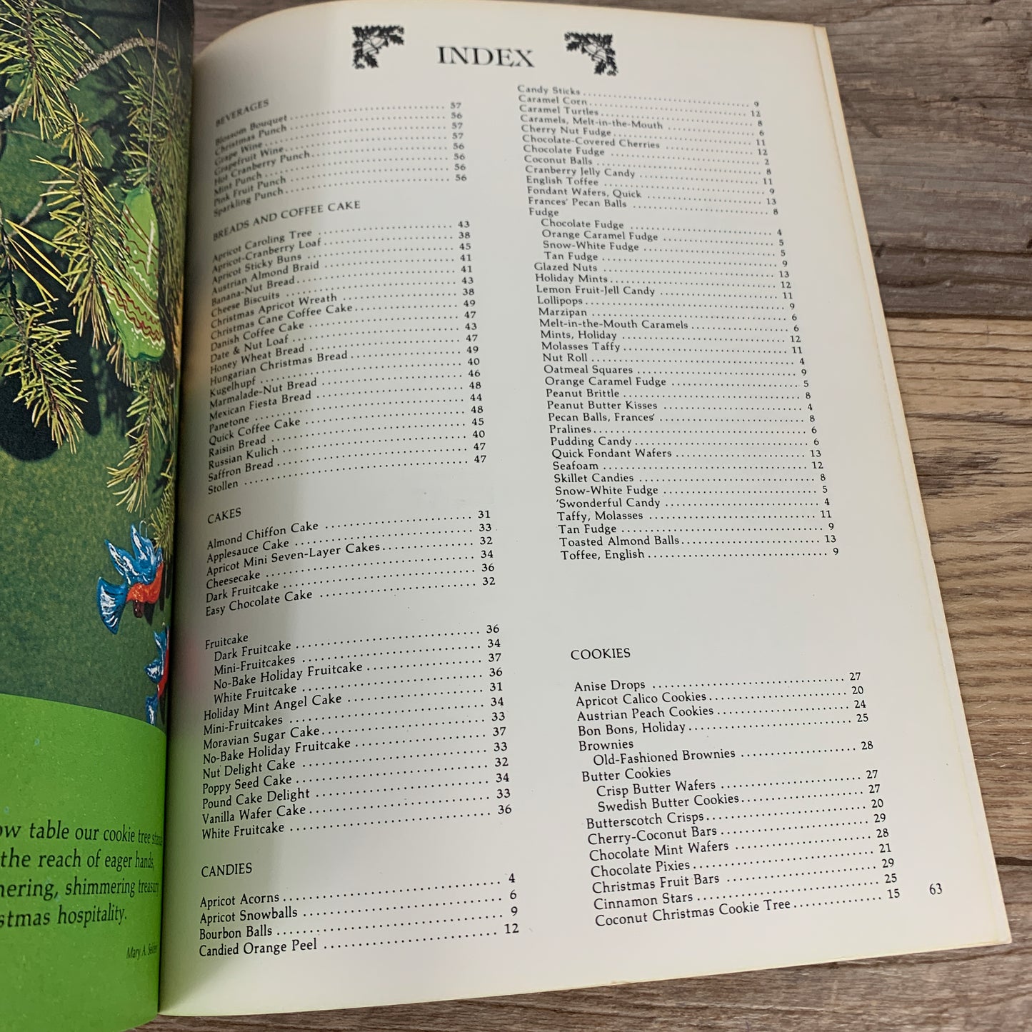 Ideals Christmas Kitchen Cookbook, Vintage 1977 Christmas Cookbook