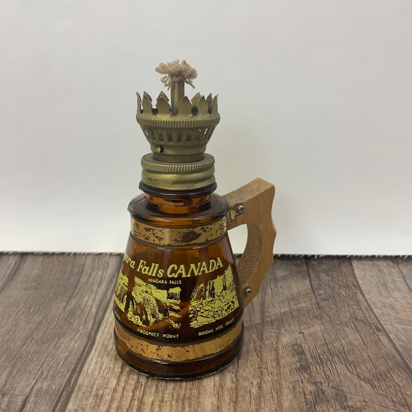 Vintage Niagara Falls Mini Oil Lamp Souvenir, Amber Glass Oil Lamp