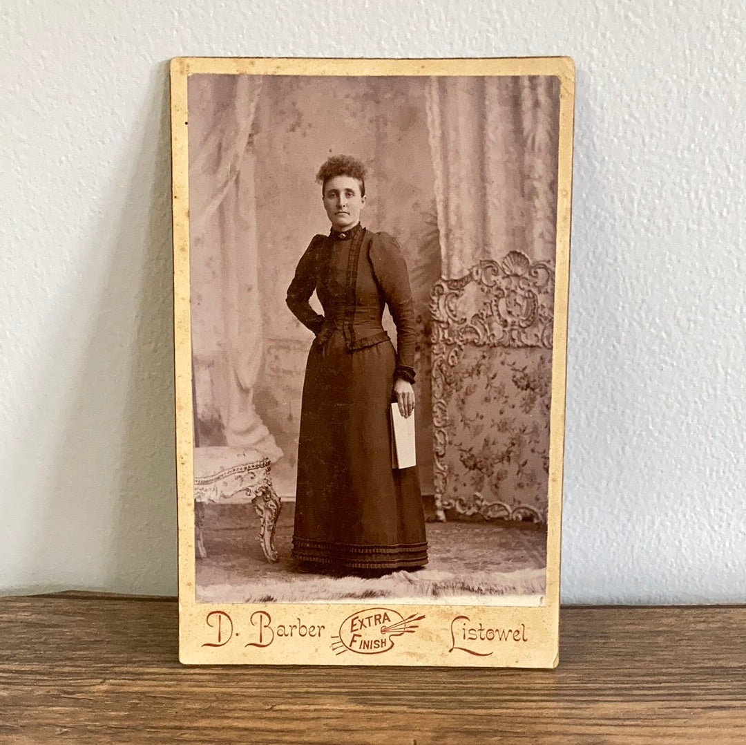 Original Antique Photograph of an Edwardian Lady, Antique Black and White Photo, Cabinet Card CDV