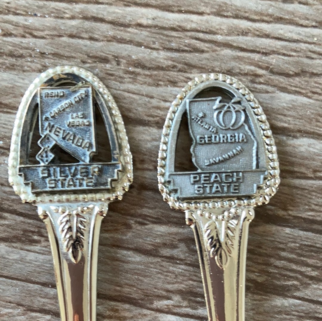 4 USA Vintage Souvenir Spoons Nevada Georgia Idaho Hawaii