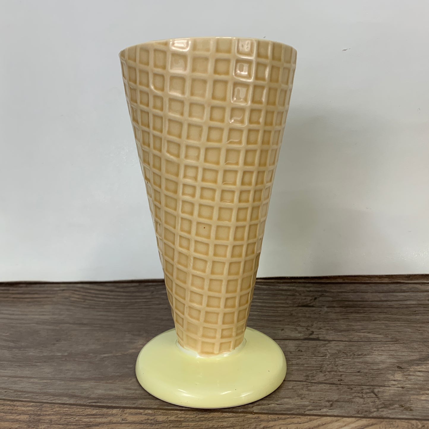 Ceramic Ice Cream Sundae Cups, Made in Japan Colourful Waffle Cups